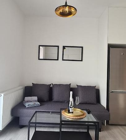 61 - Apartamenty Siedlce - Nowy Apartament W Centrum Przy Ul 3 Maja 51A エクステリア 写真