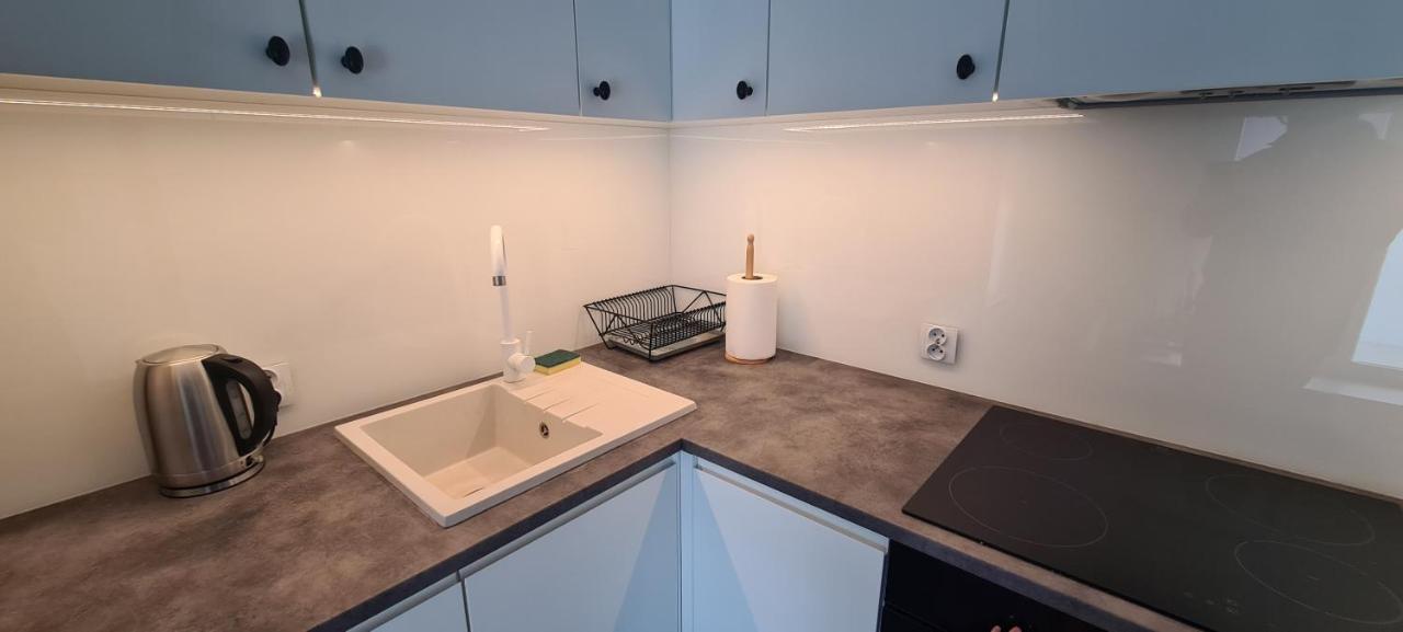 61 - Apartamenty Siedlce - Nowy Apartament W Centrum Przy Ul 3 Maja 51A エクステリア 写真