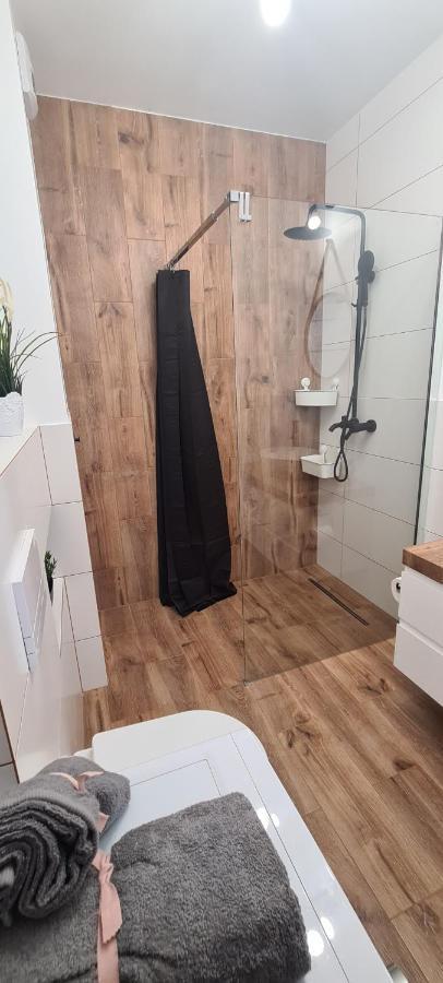 61 - Apartamenty Siedlce - Nowy Apartament W Centrum Przy Ul 3 Maja 51A エクステリア 写真